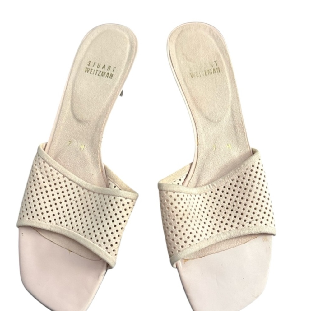 Stuart Weitzman Women's Pink kitten heel  Sandals